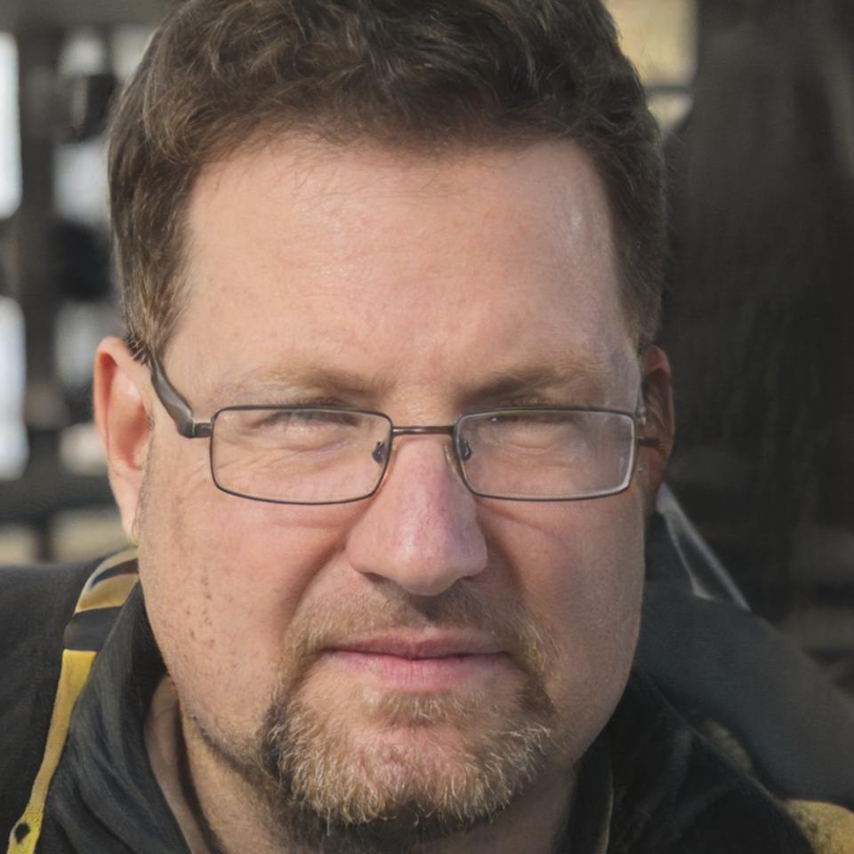 Wolfric Bennington, Industry Analyst